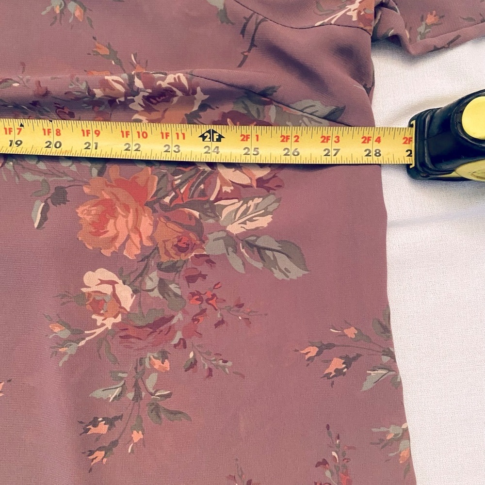 Chaps Floral Roses Blouse - Picture 5 of 9